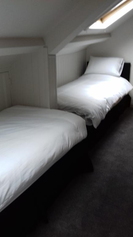 Llanion Lodge Saint Florence Buitenkant foto